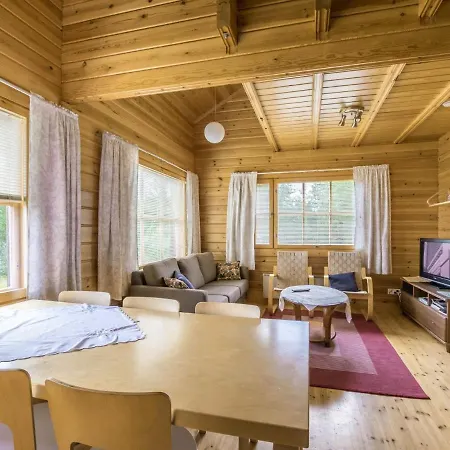 Casa de Férias Maentyranta By Interhome